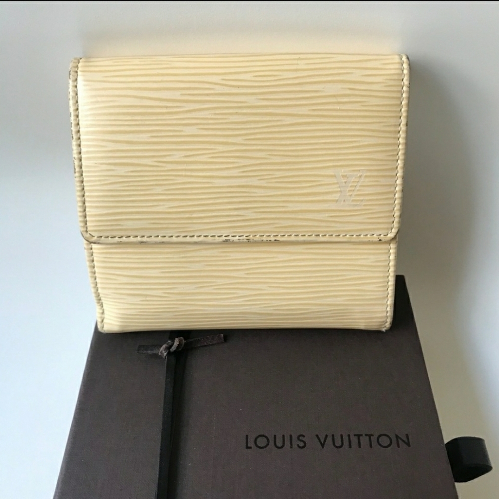 LOUIS VUITTON Vanilla Epi Leather Elise Wallet
